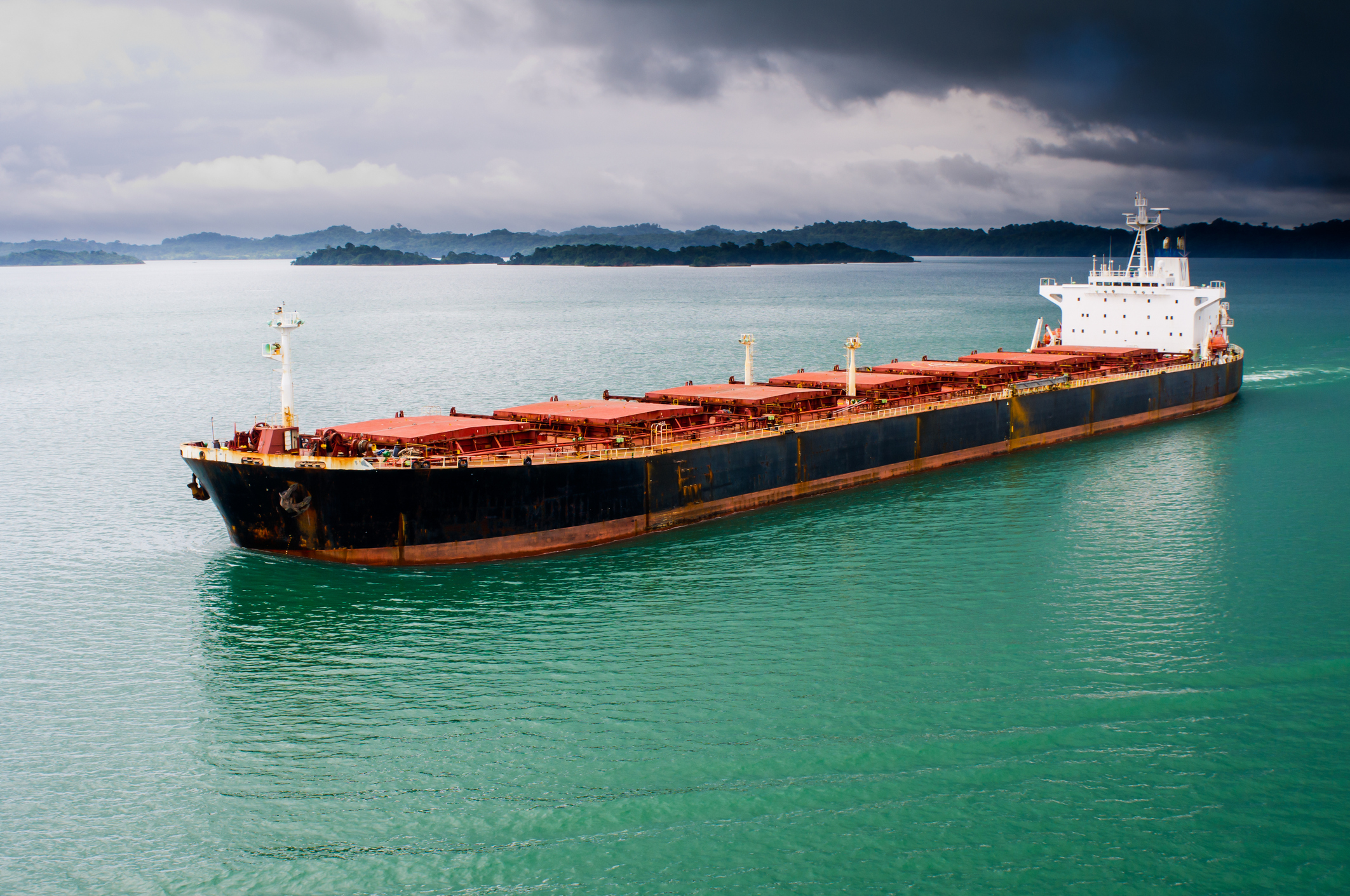 Navigating Troubled Waters: Hapag-Lloyd and Cosco Introduce Panama Canal Surcharges